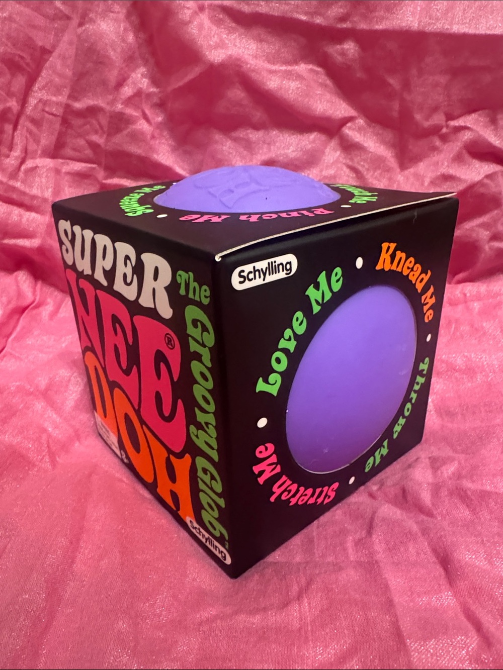 Super NeeDoh Groovy Glob Purple